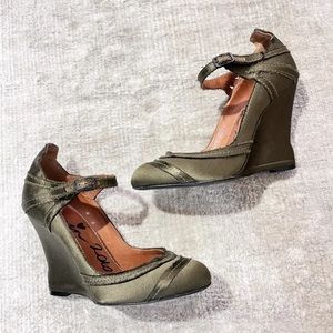 Lanvin Olive Green Satin Wedges - Size 35.5 EU / 5.5 US